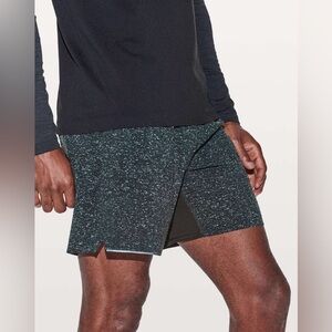 Lululemon Black paint splatter Shorts size Medium